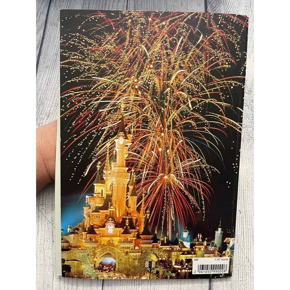 Vintage Vtg 1999 Disneyland Paris Souvenir Book Brochure